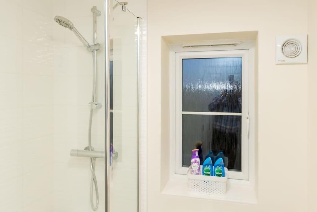Vila Cozy 3 Bed Sasha House In Beeston Nottingham Exteriér fotografie