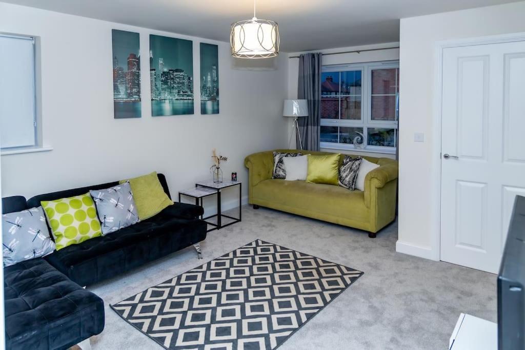 Vila Cozy 3 Bed Sasha House In Beeston Nottingham Exteriér fotografie