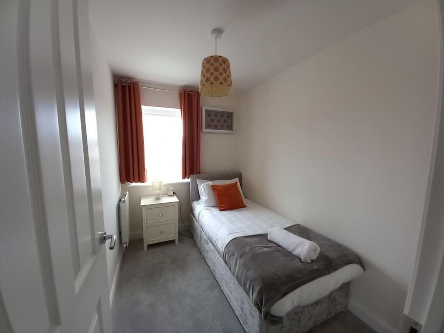Vila Cozy 3 Bed Sasha House In Beeston Nottingham Exteriér fotografie